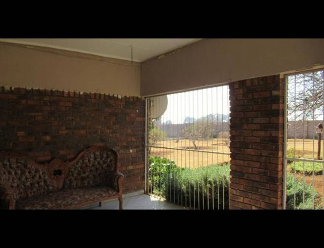 FARM FOR SALE IN ELANDSVLEI